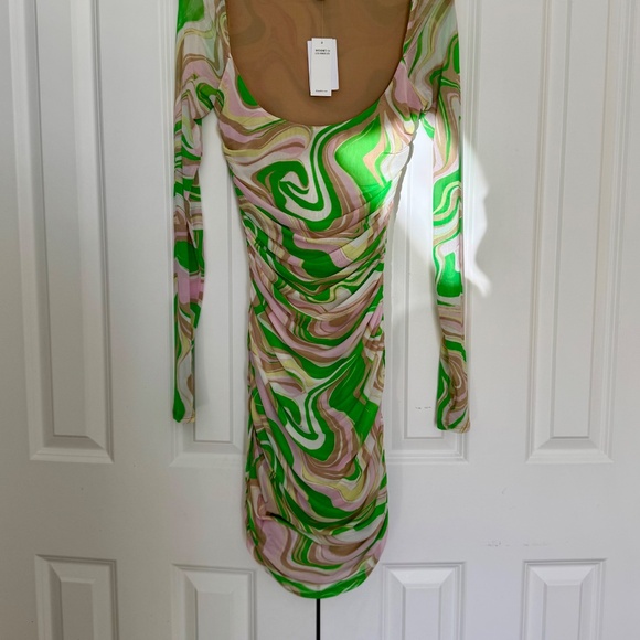 NWT AFRM LOS ANGELES green swirl ruched mini dress - Picture 3 of 8